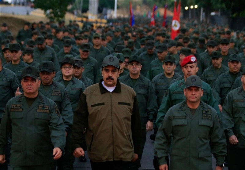 نیکولاس مادورو: از نخستین ساعات بامداد همهٔ مردم برای دفاع از کشور بسیج شوید