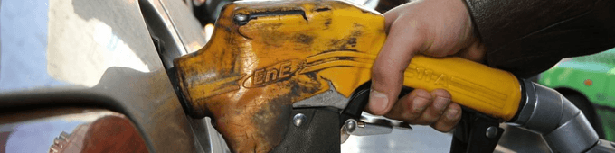 بنزین در ایران گران است + اینفوگرافی