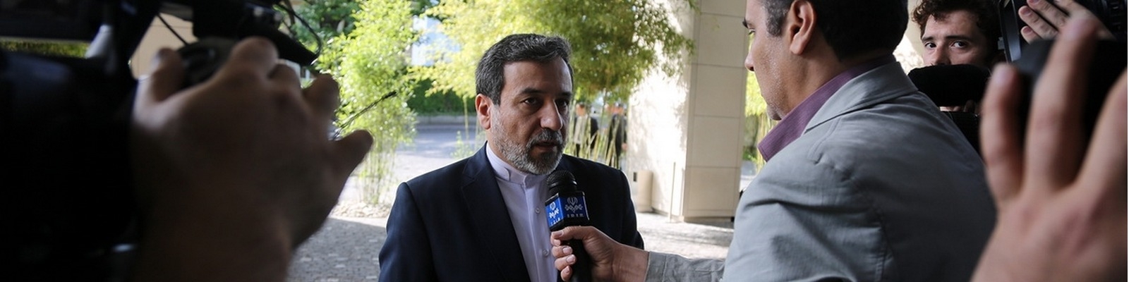 عراقچی: مشکلات عمده همچنان مانع کار است