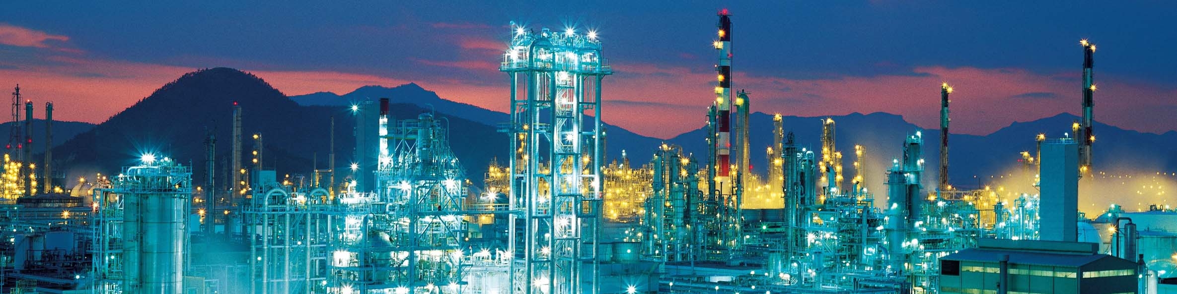 نبود منابع برای توسعه صنایع پایین دست و بالادست پتروشیمی