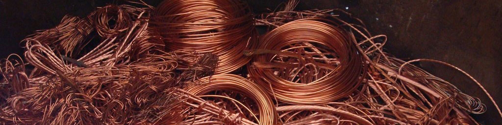 مس در تالار نقره‌ای آب رفت