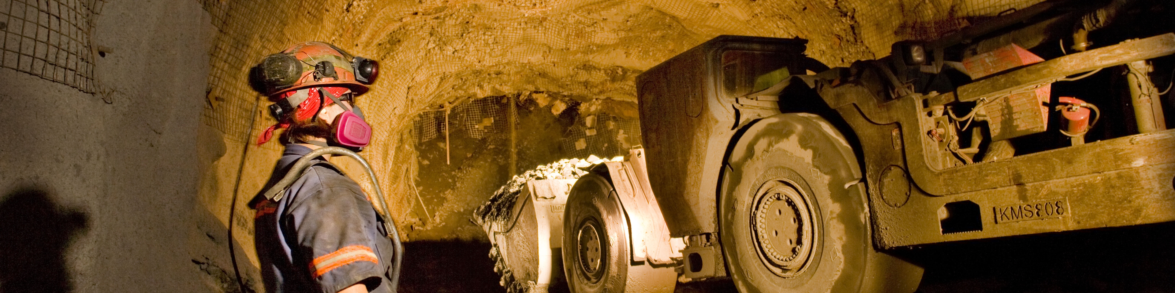 رونق صنایع معدنی در فضای باز پسابرجام