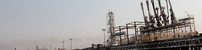 اسکله صادرات نفت امارات در خارج از خلیج فارس آغاز به‌کار کرد