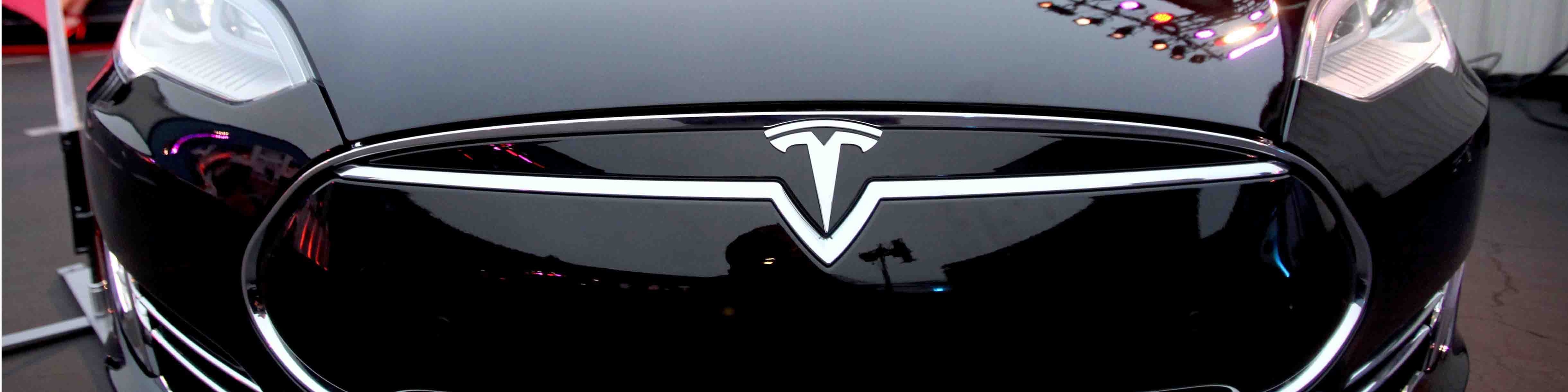 تحول در صنعت خودرو با رهبری نوآورانه تسلا