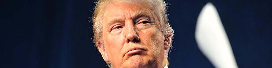 ترامپ، دلار را دستکاری کرد