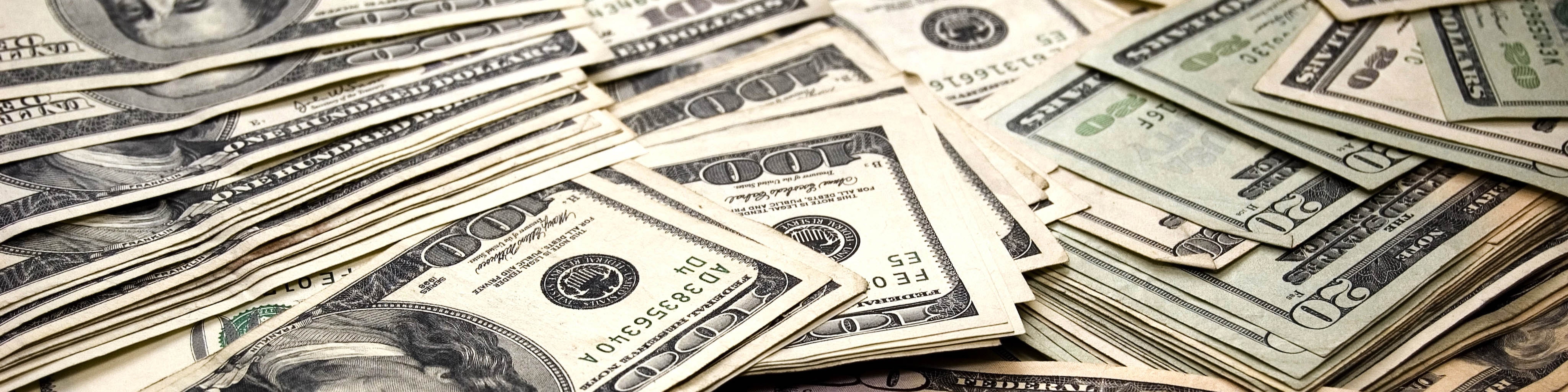 بانک‌های قطری سود سپرده‌های دلاری را بالا بردند