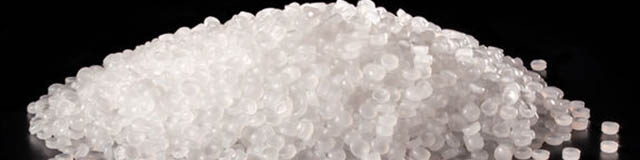 کمبود خوراک پتروشیمی‌ها و تاخیر در تحویل محموله‌های ایرانی