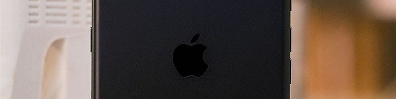 اپل در نخستین روز عرضه آیفون 8 شرمنده شد