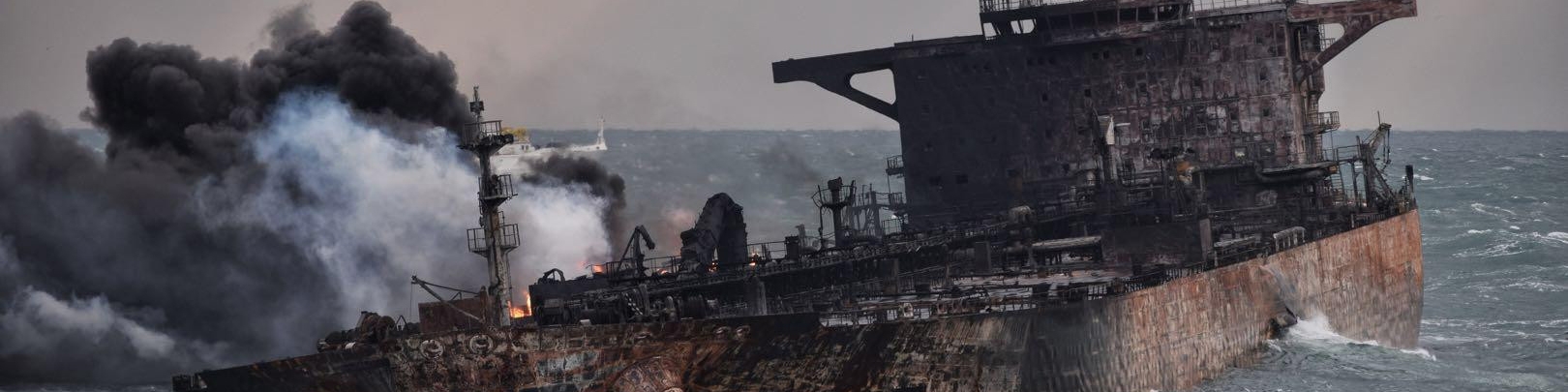 معاون دریایی سازمان بنادر: مصاحبه با خدمه کشتی چینی از جمعه آغاز می‌شود