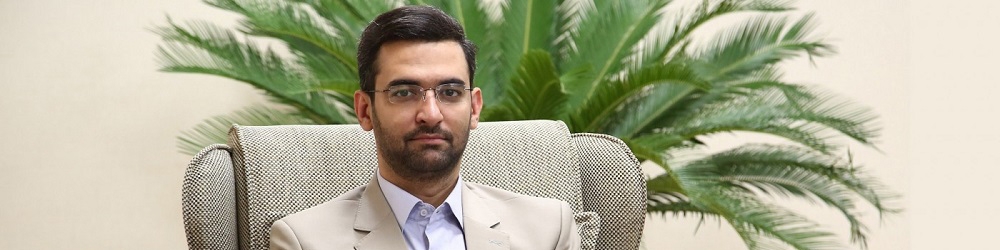 ویر ارتباطات استعفا داد