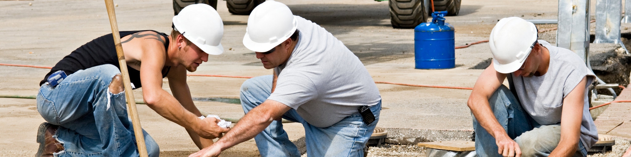 مقام ارشد کارگری: تصمیمی برای ورود به دستمزد سال آینده نداریم