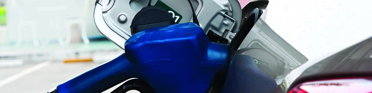 پیشنهاد اختصاص ماهانه ٢۴ لیتر بنزین به هر ایرانی در سال ٩٨