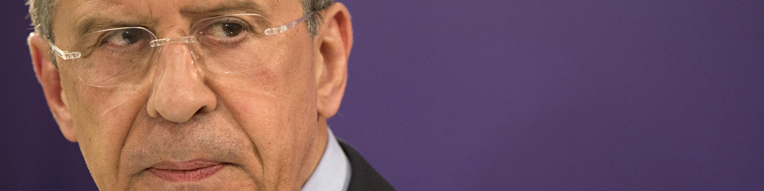 لاوروف: تحریم‌های آمریکا علیه ایران دلار را تضعیف کرده است