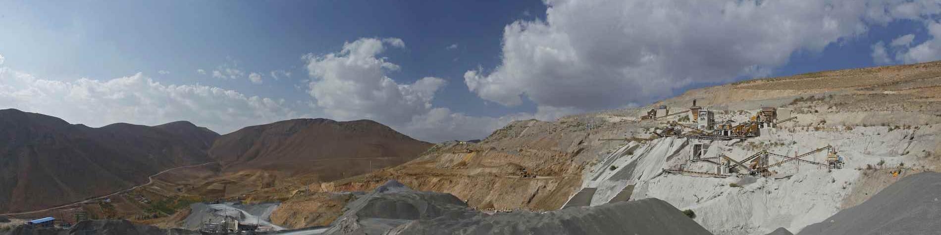 معاون وزیر صنعت: ۶۰ درصد اختیارات شورای عالی معادن واگذار شد