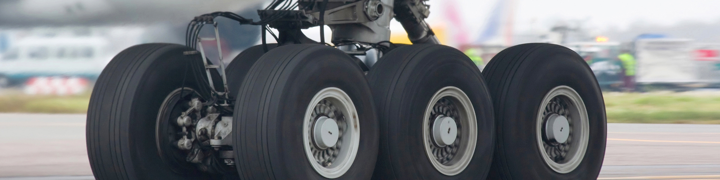 چقدر ارز صرف واردات لاستیک هواپیما به کشور شد؟