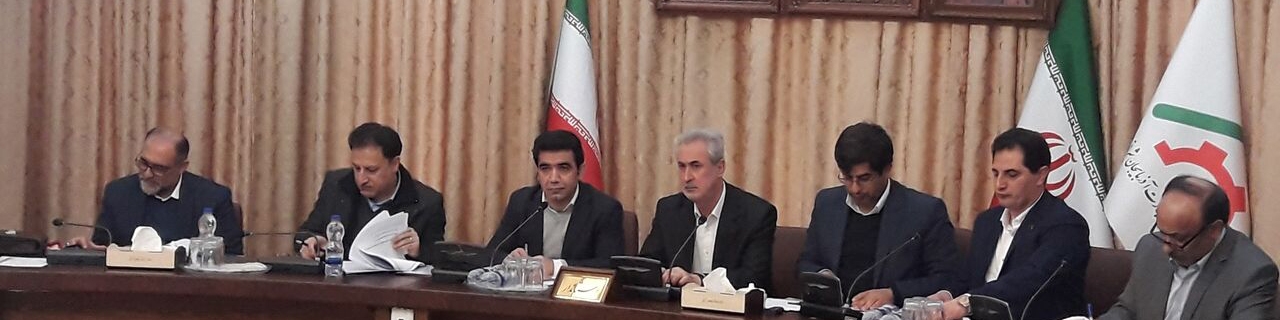 معاون وزیر: بخشی از اختیارات صنعت و معدن به استان‌ها تفویض شد