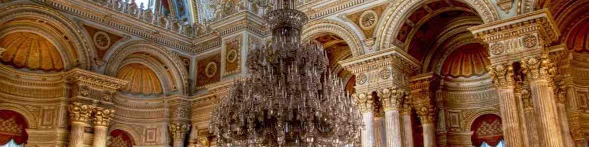 کاخ باشکوه دلما بهچه