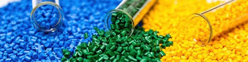 چالش‌های صنایع پلیمر/ از رقابت با دلالان در بورس تا کم‌فروشی مواد اولیه توسط پتروشیمی‌ها