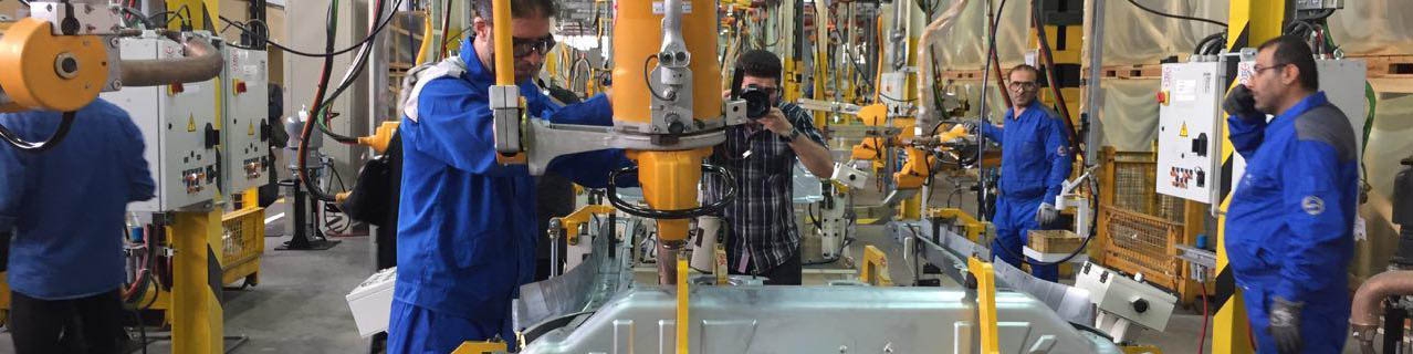 گمرک متهم اصلی تاخیر در تحویل خودروهای داخلی