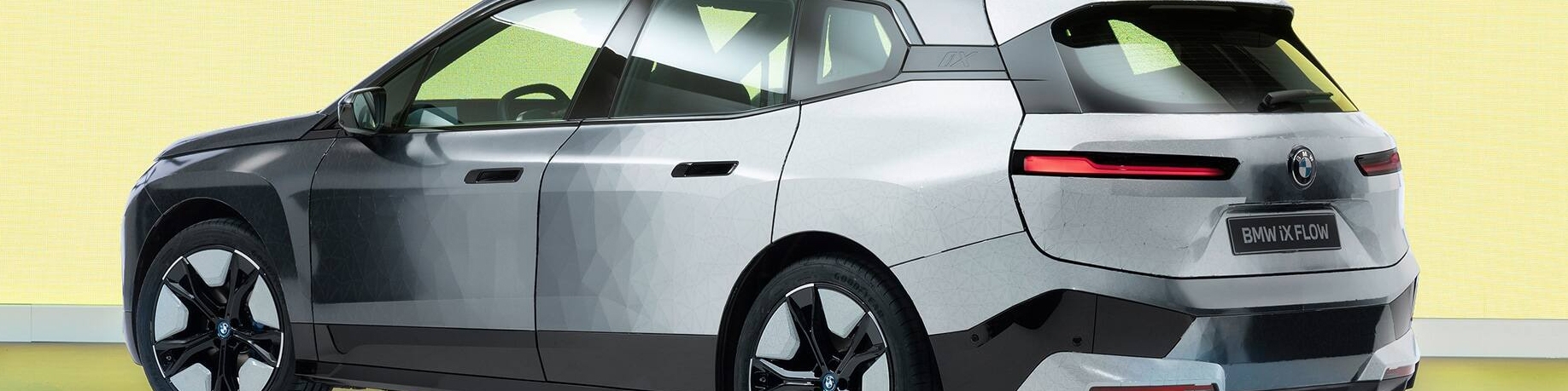 رونمایی بی ام و از فناوری تغییر رنگ بدنه در نمایشگاه CES 2022