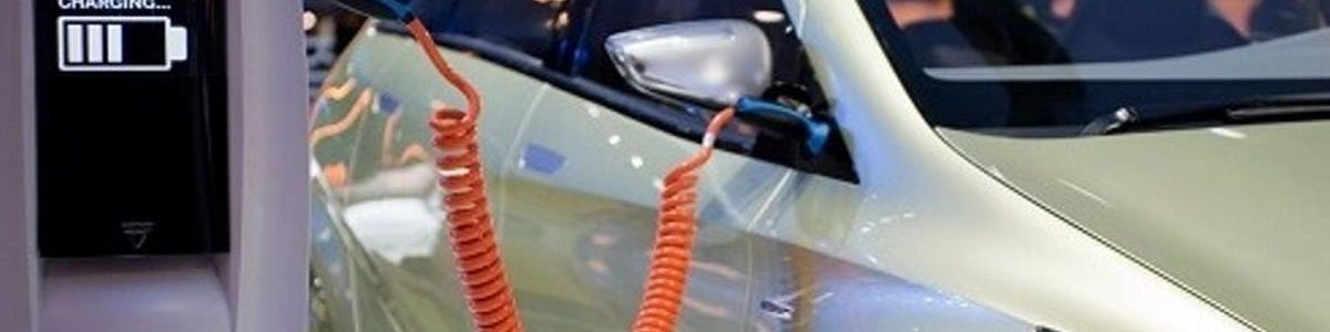 تخصیص ۳ میلیون دلار به واردات تاکسی‌های برقی/ تا پایان سال ۶۰ درصد تعهدات باید اجرایی شود