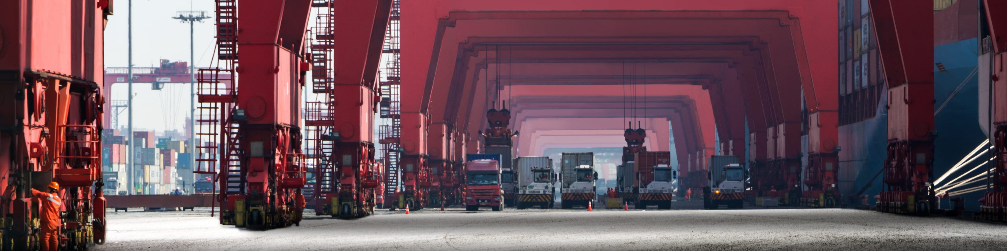 حجم مبادلات تجاری کشورمان در ۱۱ ماهه سال جاری با کشورهای همسایه