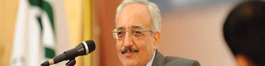 "محمدابراهیم امین" رئیس کل بیمه مرکزی ایران شد