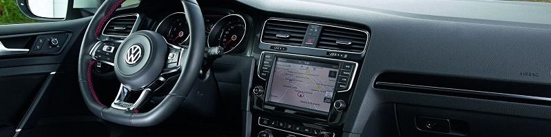 ۱۰ خودروی برتر سال 2014 بر مبنای طراحی داخلی