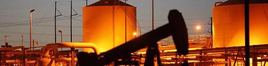 کاهش بهای نفت در پی توقف عملیات نظامی عربستان در یمن