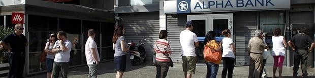 تعطیلی بانکها در یونان و محدودیت برداشت پول توسط مردم