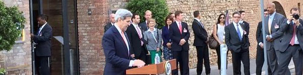 کری: تا ابد پشت میز مذاکره نمی‌مانیم