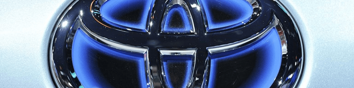 تویوتا پرفروش‌ترین خودروی جهان شد