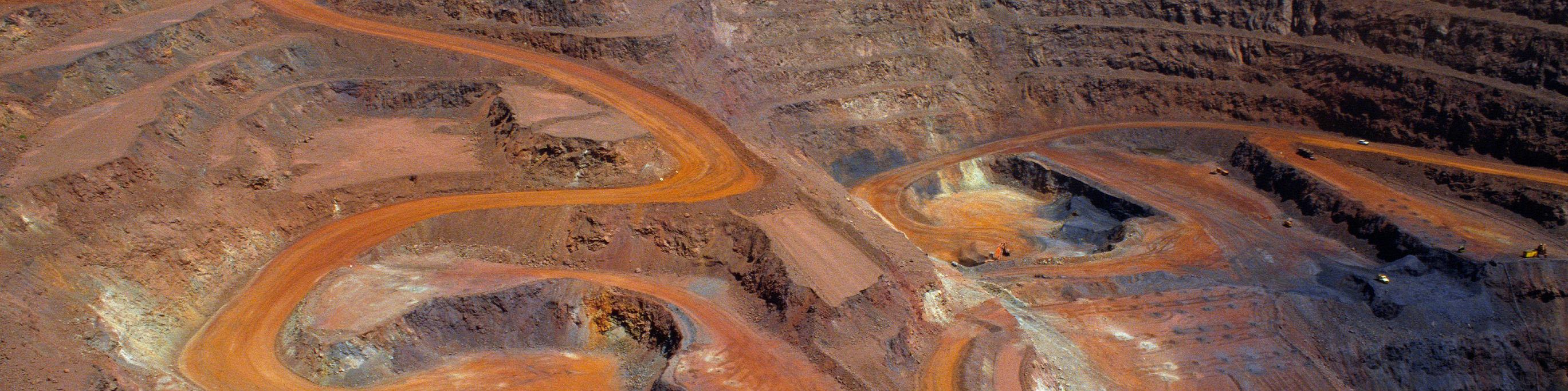 رشد جزئی قیمت سنگ آهن در چین