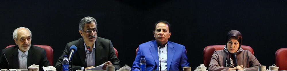 ضرورت تک نرخی کردن ارز/تبعات تصمیم‌گیری‌ غلط در تعیین و تثبیت نرخ ارز