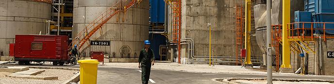 افتتاح واحد آمونیاک و اوره پتروشیمی شیراز با حضور معاون اول رییس جمهور