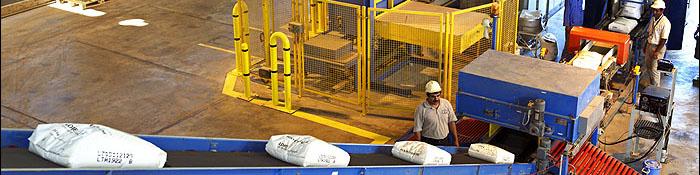 تولید محصولات پتروشیمی به ١٧ میلیون تن رسید