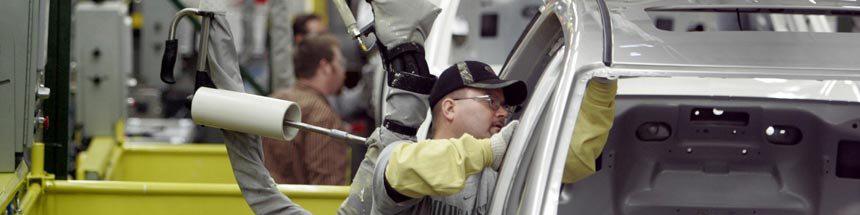 الزام به تولید ۵۰ درصد خودروها با برند داخلی