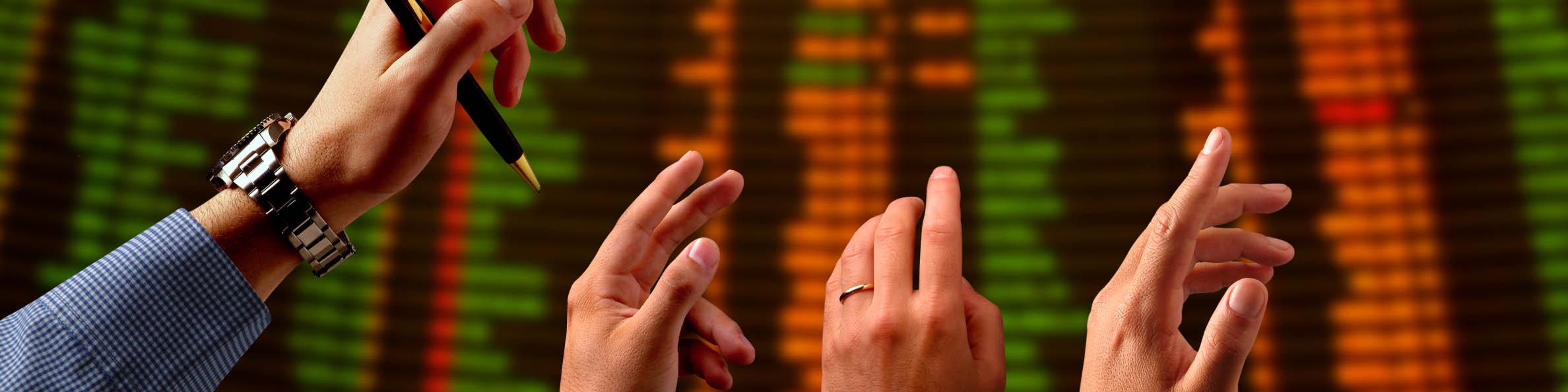 بیمناکی سهامداران از بانکداران/آینده شاخص با گشایش نماد بانک‌ها