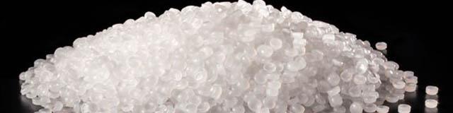 کمبود خوراک پتروشیمی‌ها و تاخیر در تحویل محموله‌های ایرانی