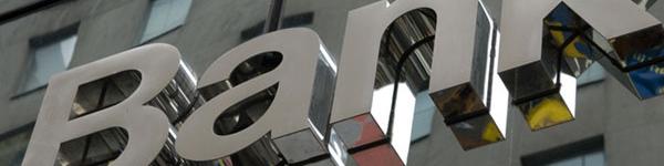 بانک‌های کوچک سوییسی برای رابطه با ایران پیشقدم شوند