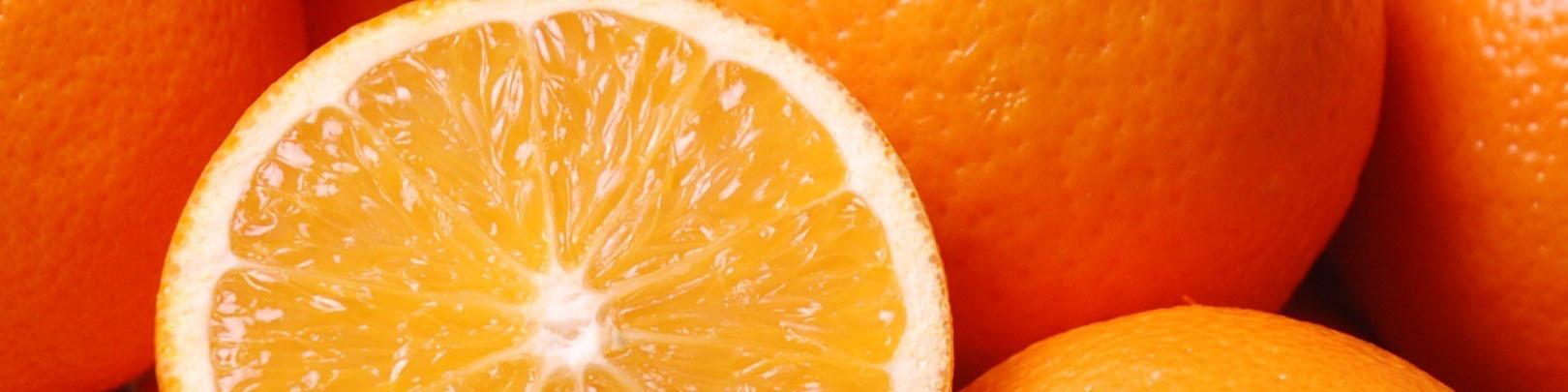 پرتقال‌ها برای جلب توجه مشتری رنگ می‌شوند