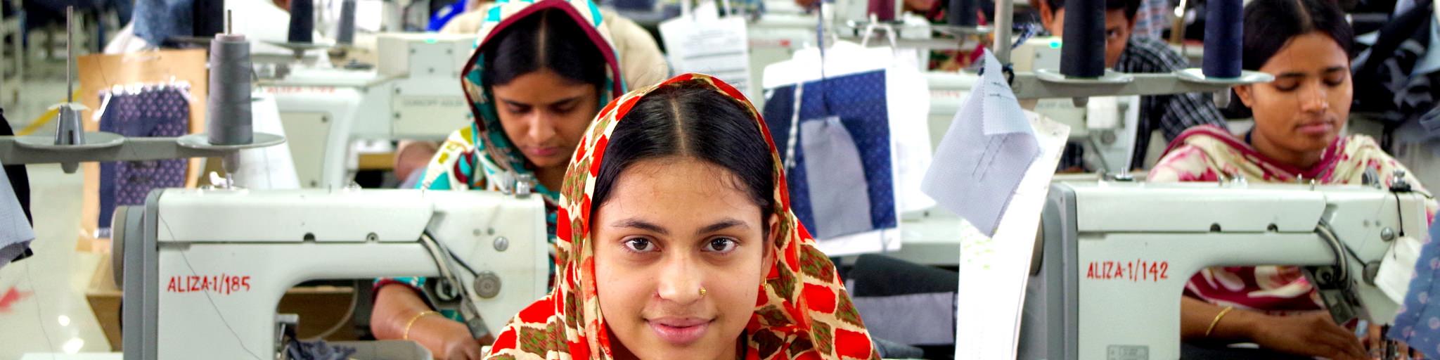 پیشی گرفتن بنگلادش از چین در صادرات پوشاک به اتحادیه اروپا