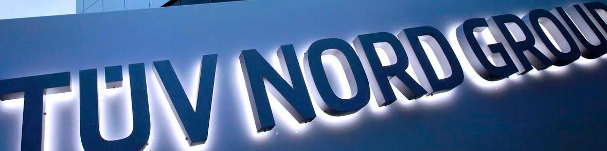 اعطای گواهینامه استاندارد موسسه توف نورد آلمان به مرکز مالی ایران