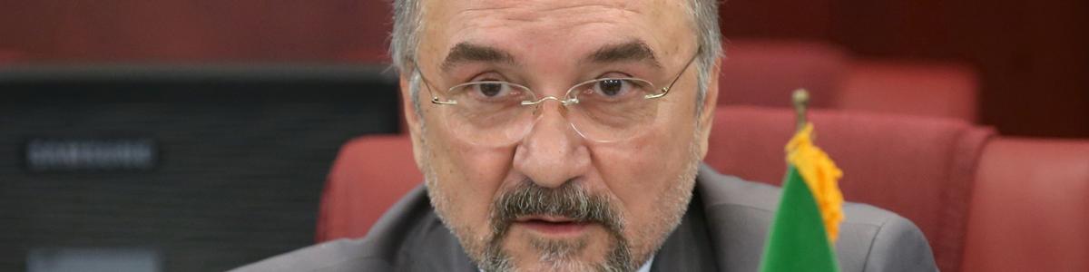 بازگشت ایران به نظام اقتصادی بین الملل موفق بوده است