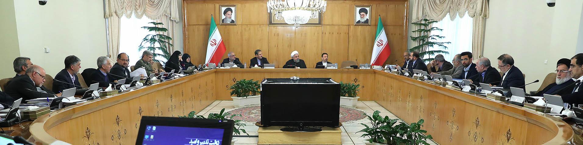 اقدامات پیشنهادی بانک مرکزی برای کنترل بازار ارز و اتخاذ تصمیمات لازم