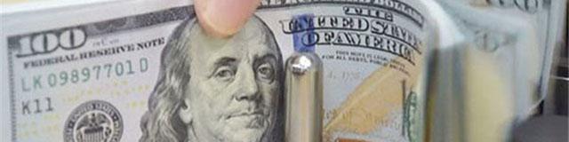 بازار ارز در دست دلالان، صرافی‌ها نیمه تعطیل