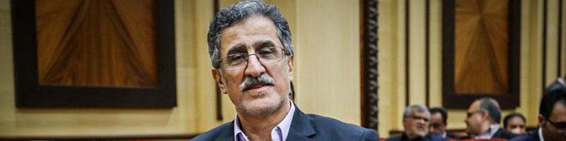 علت افزایش نرخ ارز سیاسی است