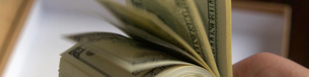 وضعیت تامین ارز دانشجویان مشغول به تحصیل در خارج از کشور