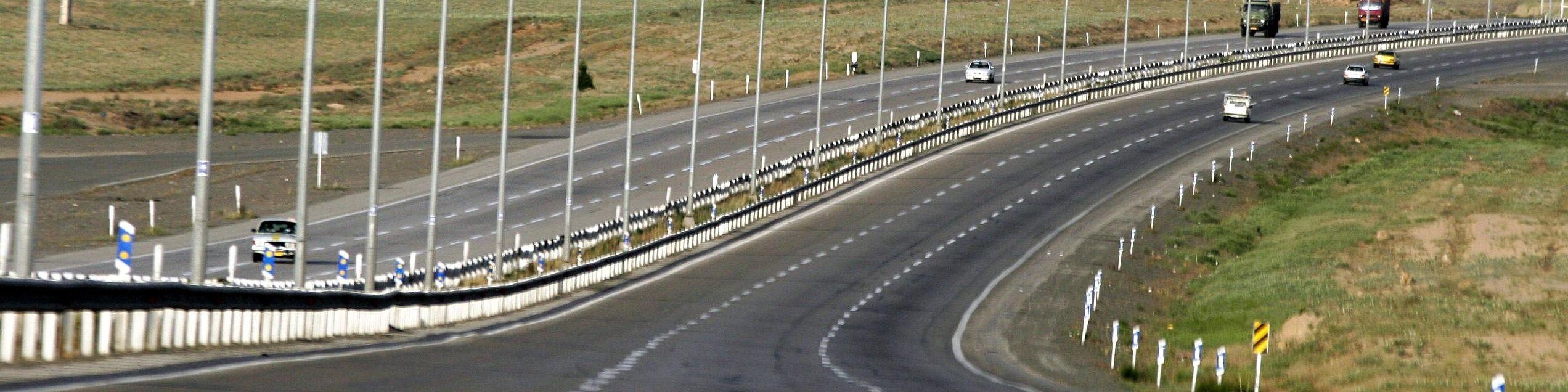 ایران نیازمند ساخت 15هزار کیلومتر بزرگراه و آزادراه است