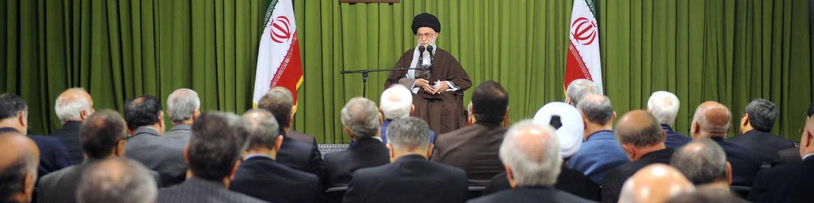 دیدار وزیر امور خارجه، سفیران و مسئولان نمایندگی‌های ایران در خارج از کشور با رهبر انقلاب